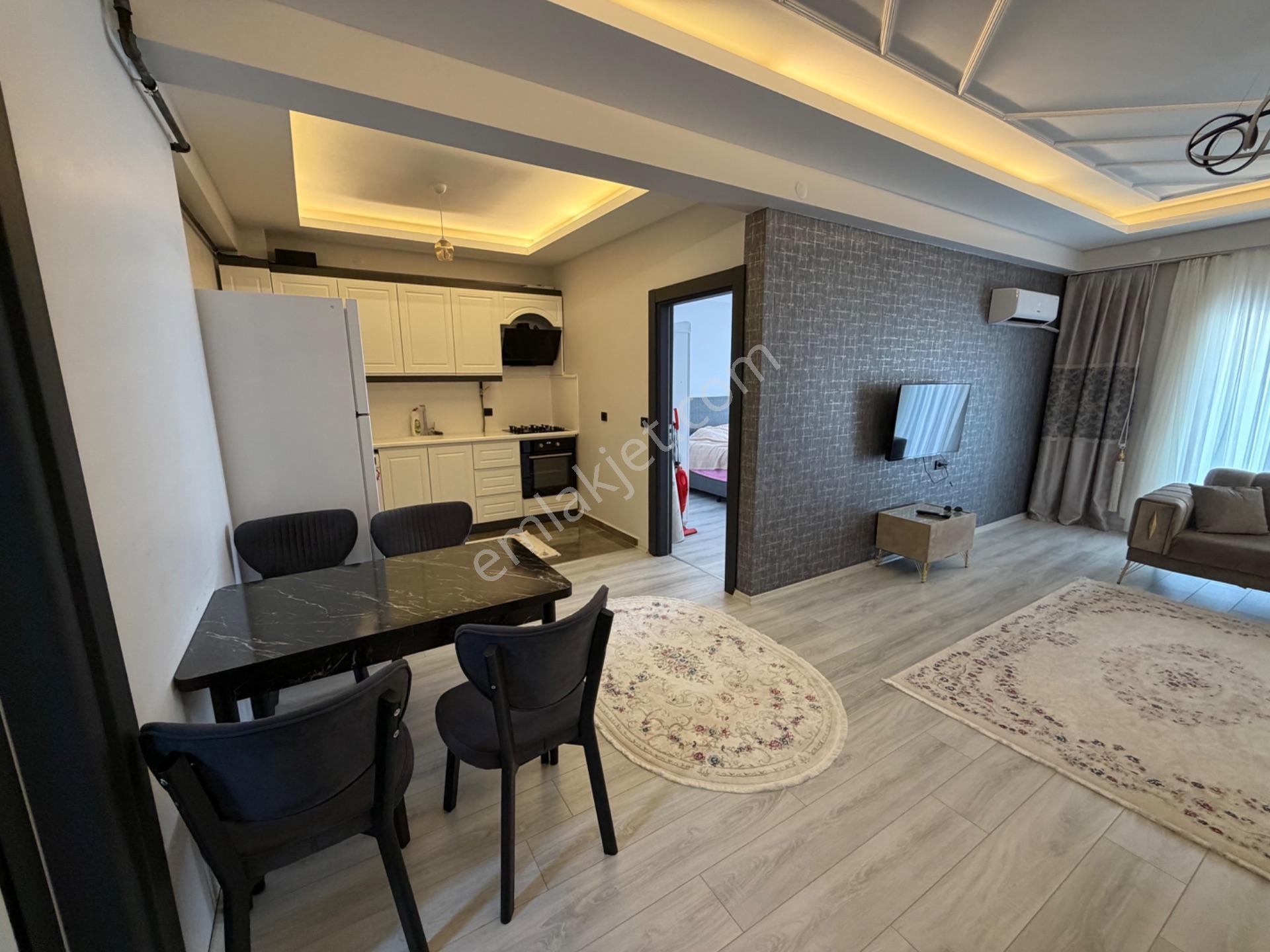Beyverdi Sitesinde Havuzlu Ful Dayalı Döşeli 1+1 Satılık Lüks Daire — fotoğraf 13