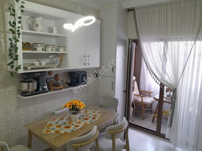 Ardıçlı Emlaktan Full Yapılı 130 M2 3+1 Daire — fotoğraf 5