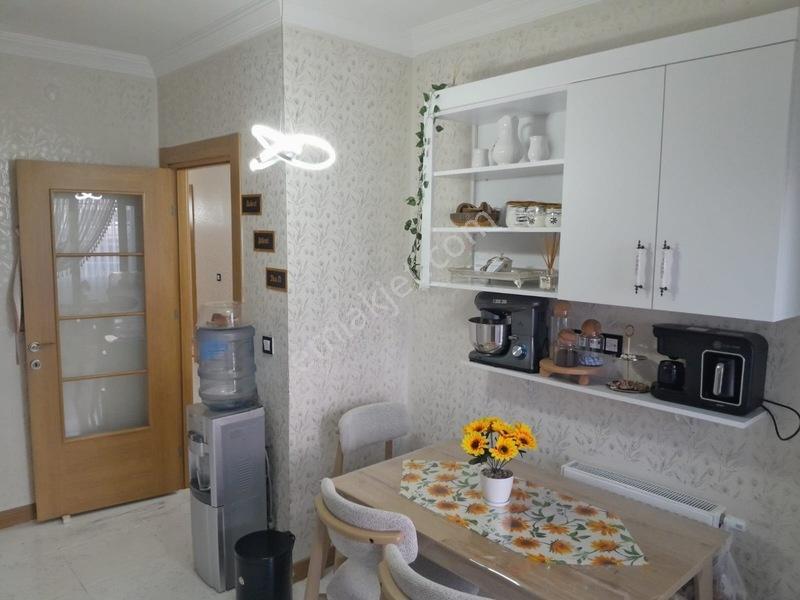 Ardıçlı Emlaktan Full Yapılı 130 M2 3+1 Daire — fotoğraf 7