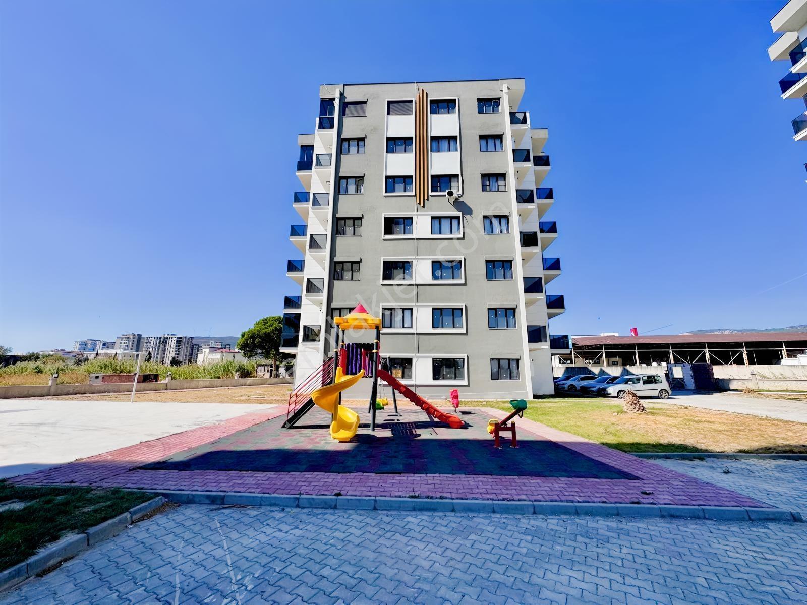 Yenicamii'de Site İçerisinde Sıfır 3+1 Ara Kat Daire — fotoğraf 4