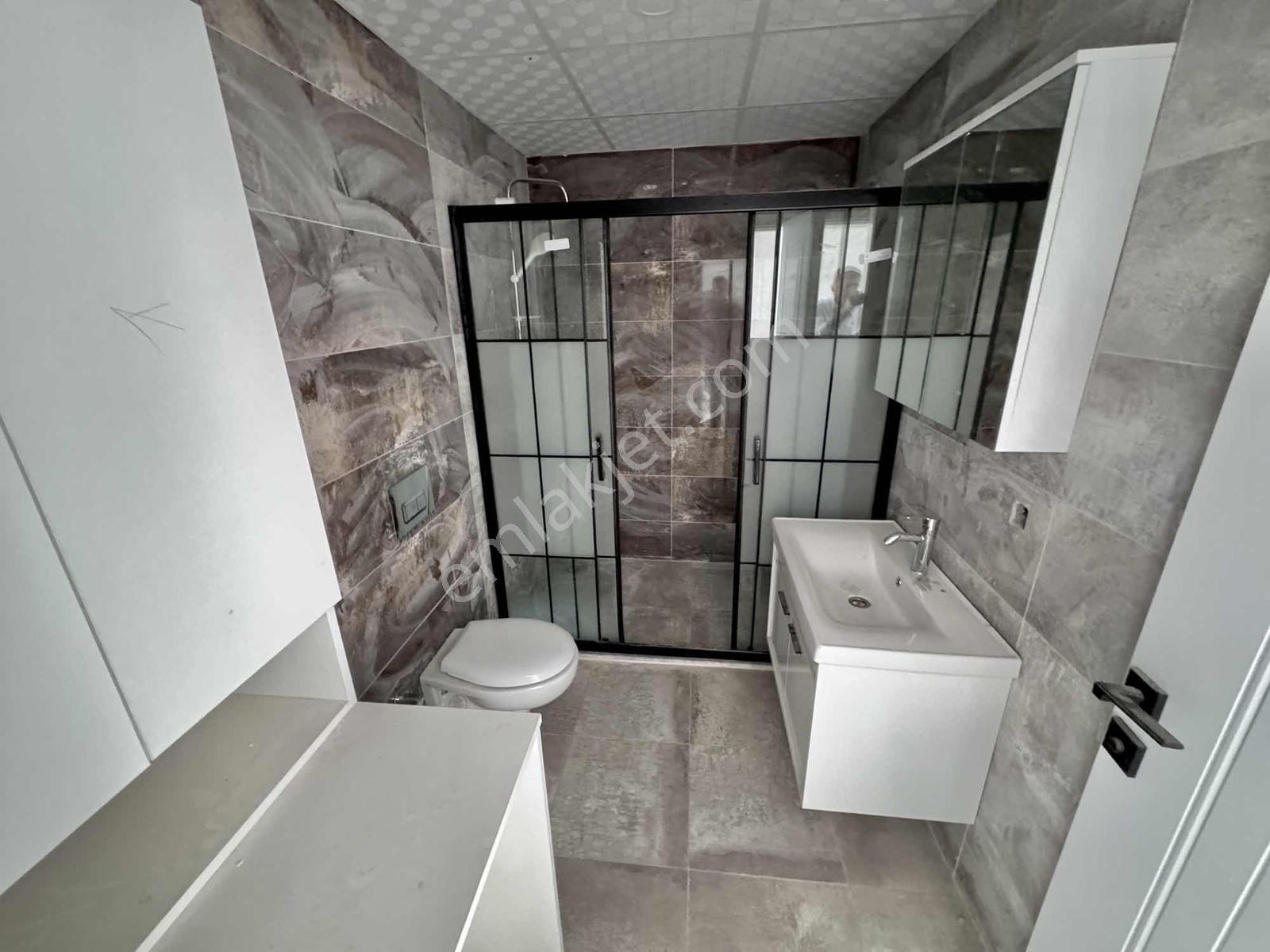 Yenicamii'de Site İçerisinde Sıfır 3+1 Ara Kat Daire — fotoğraf 17