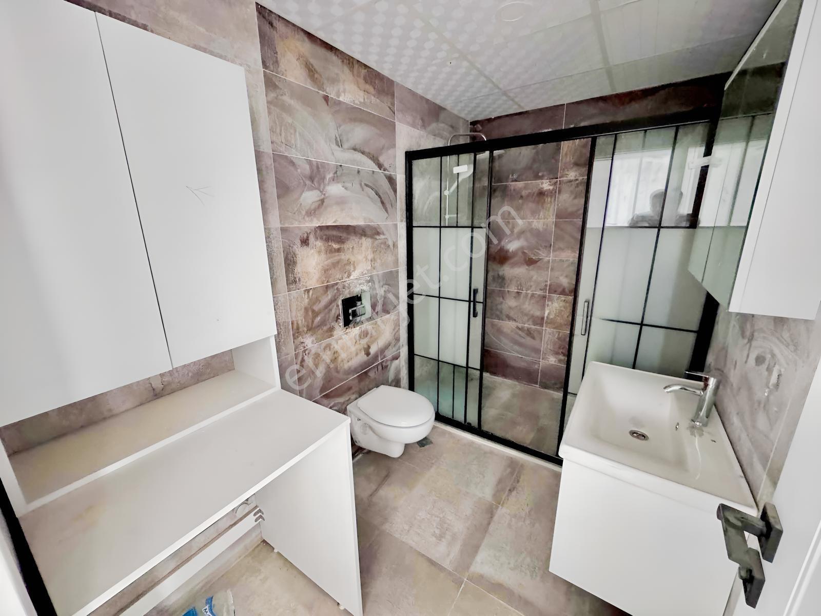 Yenicamii'de Site İçerisinde Sıfır 3+1 Ara Kat Daire — fotoğraf 18