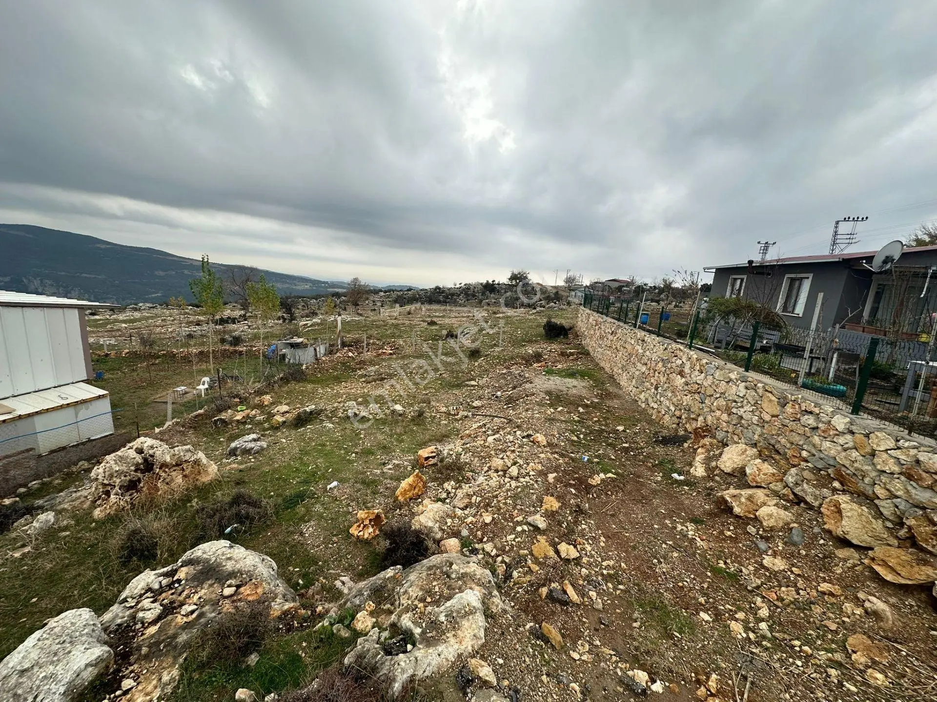 Yıldırım Gayrimenkul'den Gözne 'de Yatırımlık İmarlı Arsa — fotoğraf 5