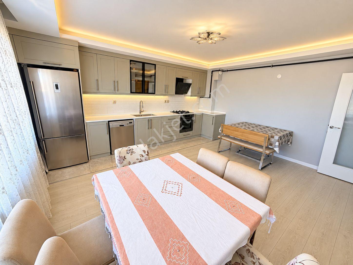 Konak Gültepe'de Deniz Manzaralı, Geniş 3+1, Yeni Ve Kat Mülkiyetli Daire — fotoğraf 7