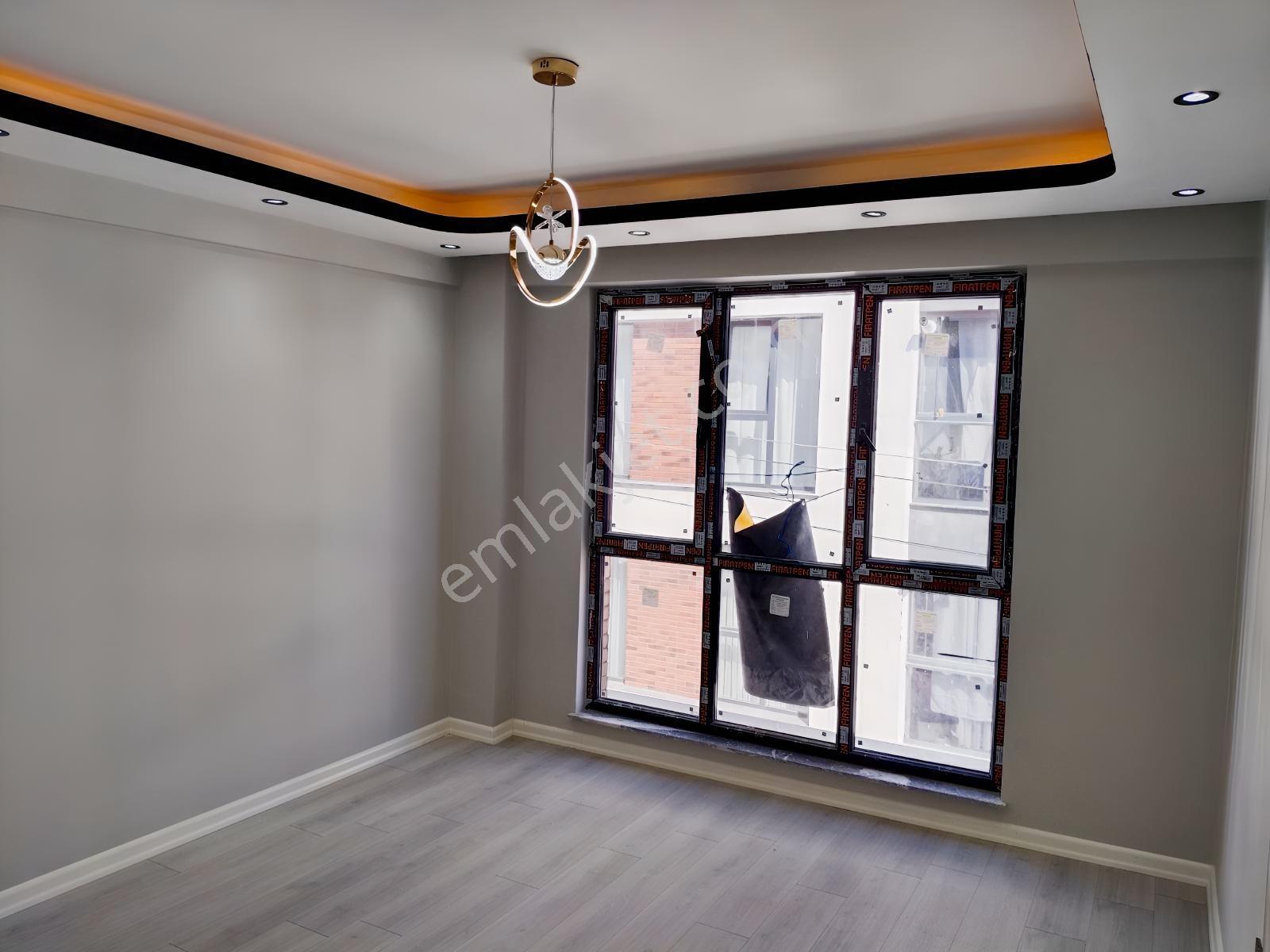 Durmaz Gayrimenkul'den Çamlıca'da 2+0 Sıfır Daire — fotoğraf 9