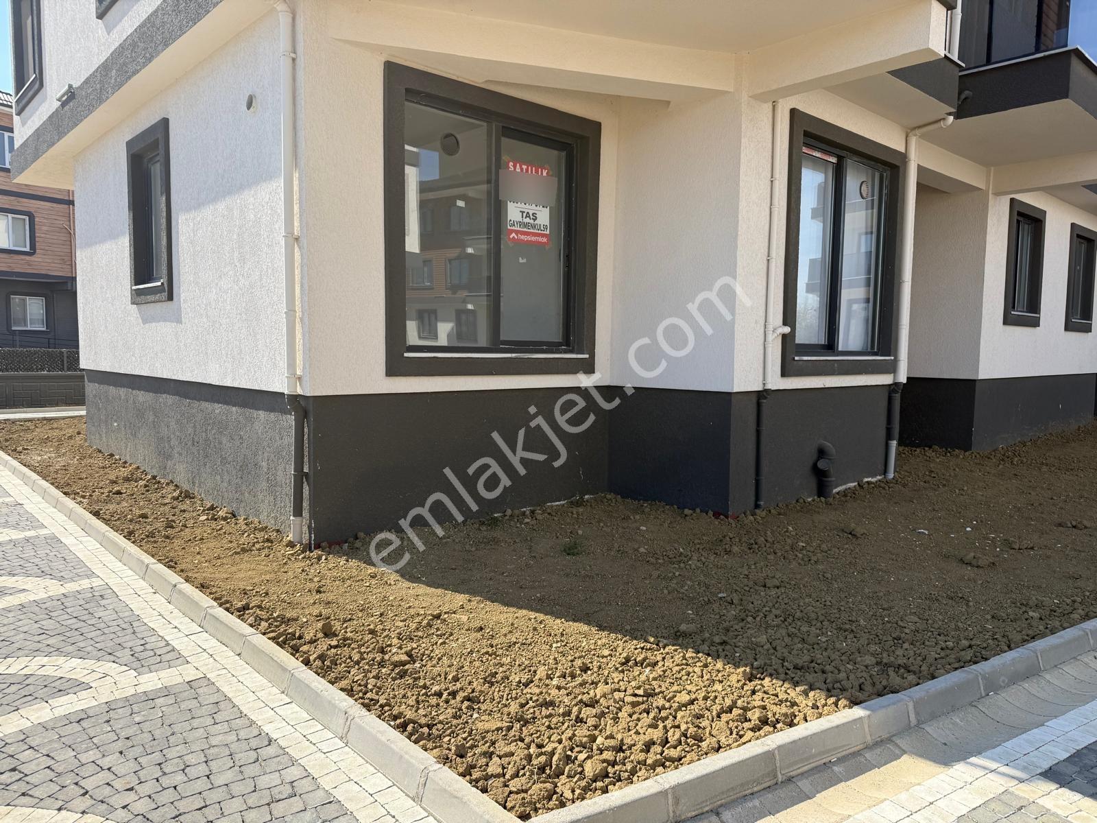 Kumbağ Mah. Site İçerisinde Bahçe Kullanımlı Sıfır 1+1 — fotoğraf 10