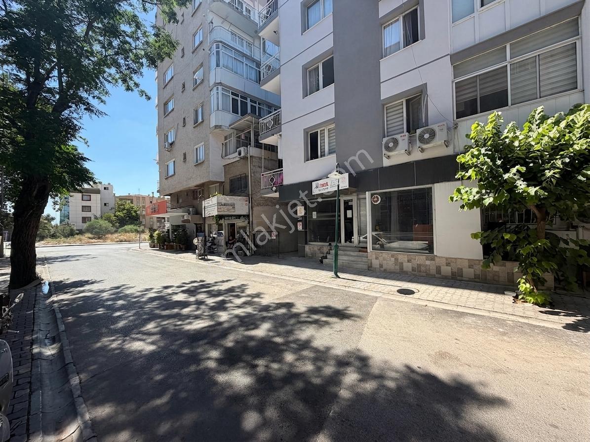 Bornova Aşık Veysel Yakını Satılık 2+1 Daire — fotoğraf 5