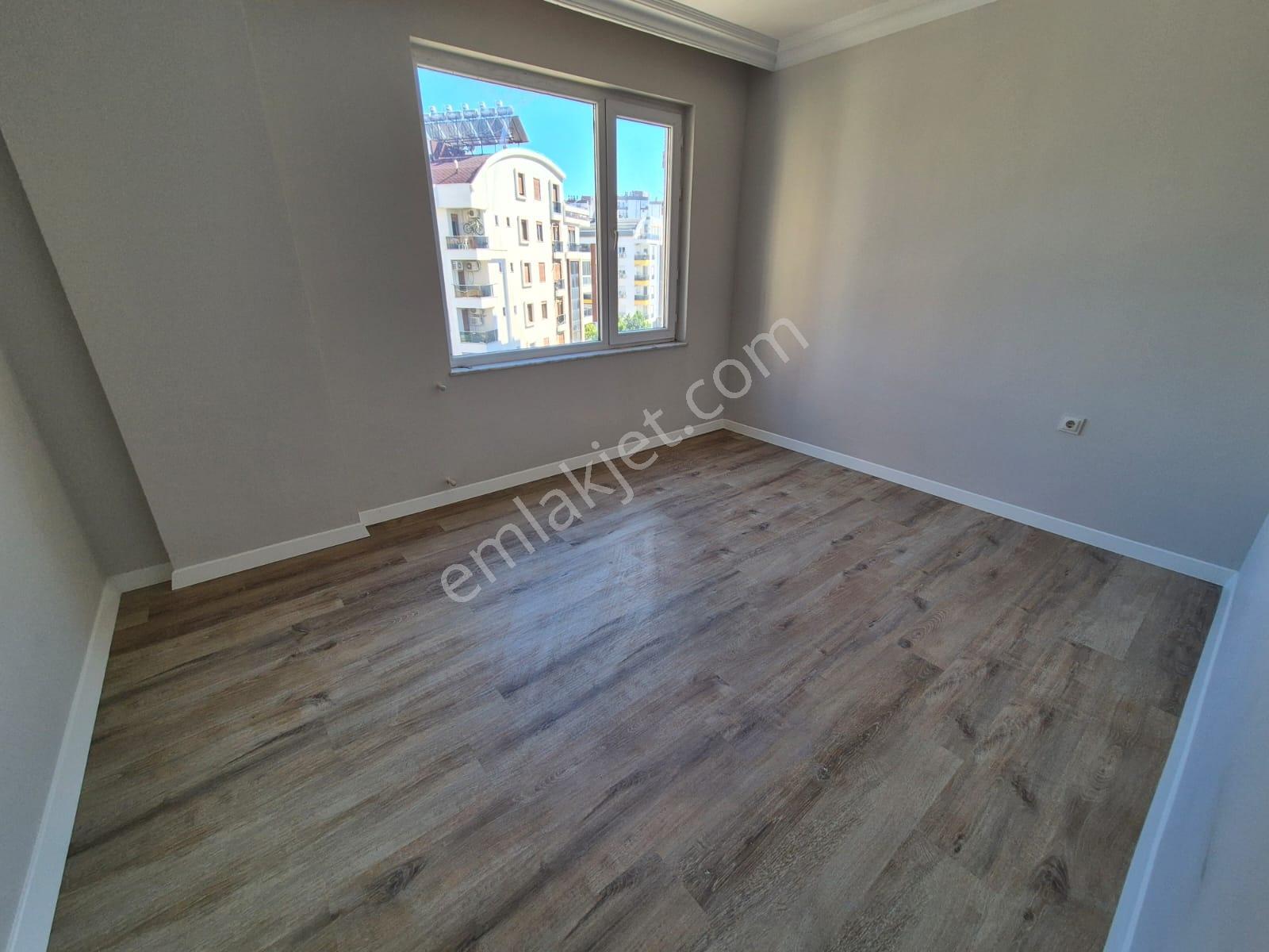 Konyaaltı Öğretmenevleri Mah.de Masrafsız Satılık 2+1 Daire — fotoğraf 8