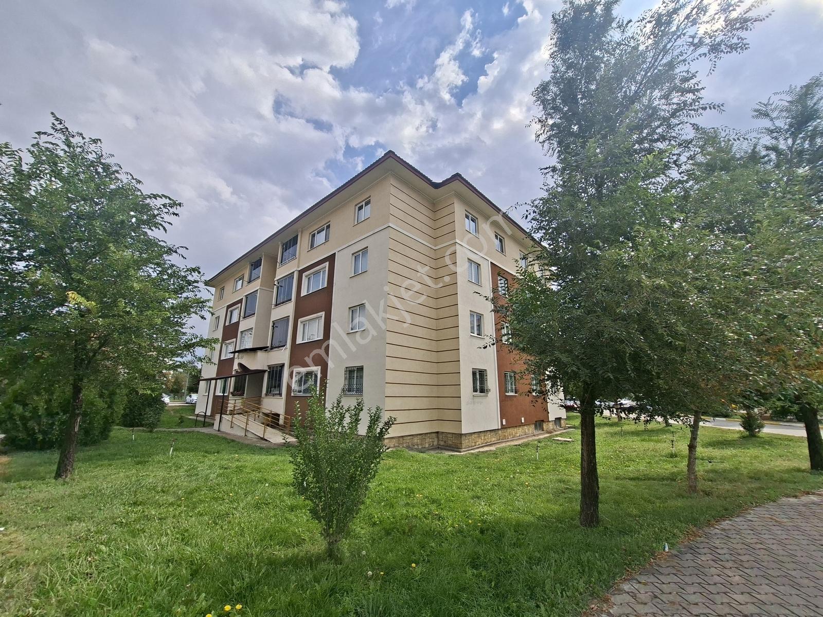 Remax Dem'den Taksim Toki De(büyüklerden) Fırsat 3+1 Daire — fotoğraf 2