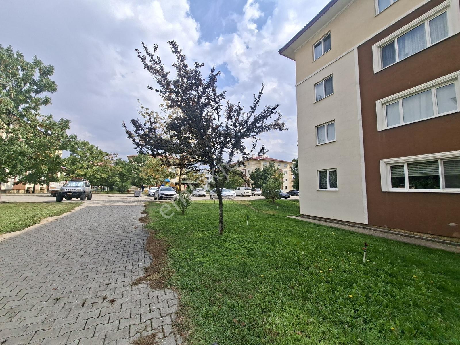 Remax Dem'den Taksim Toki De(büyüklerden) Fırsat 3+1 Daire — fotoğraf 5