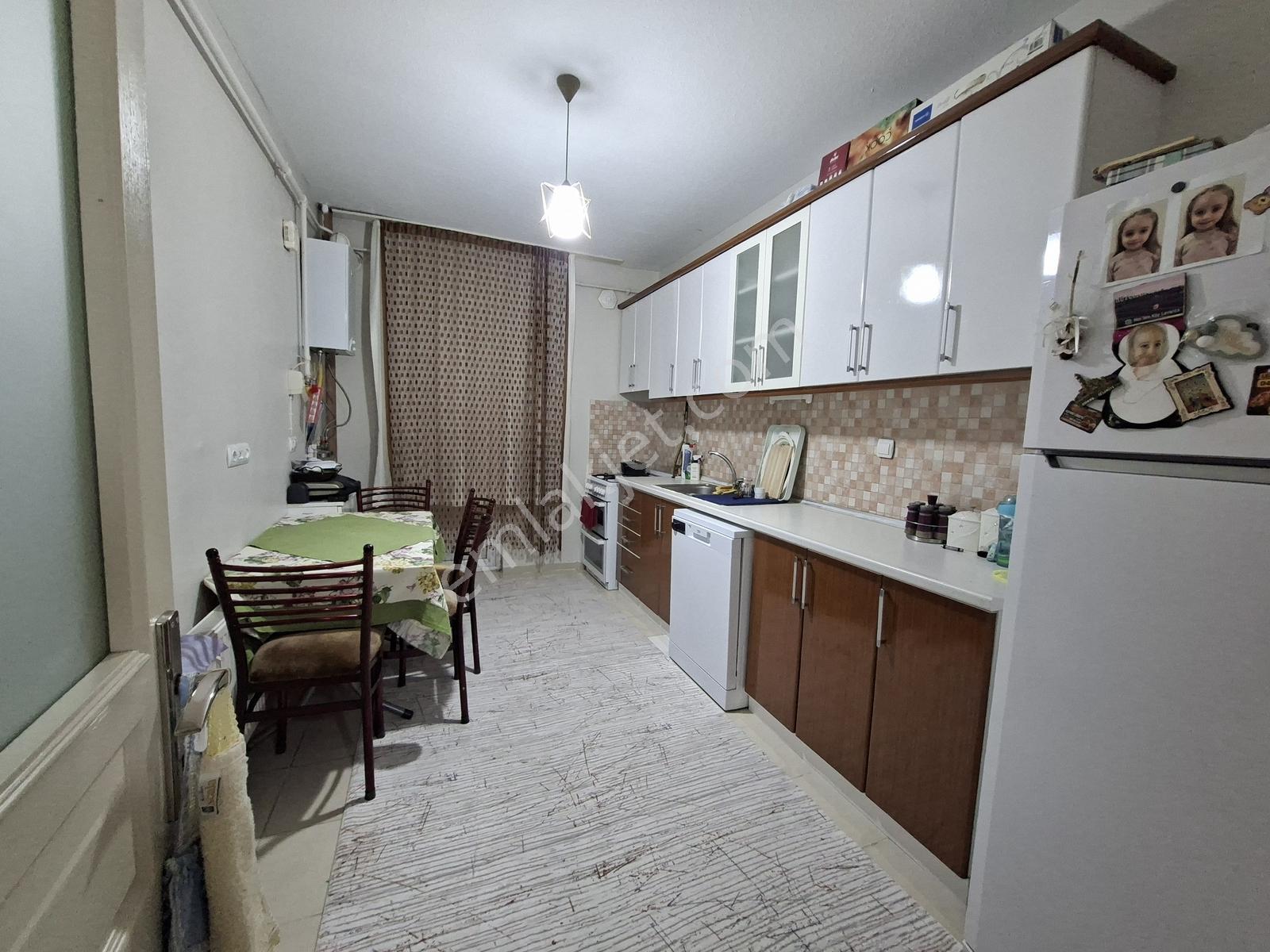 Remax Dem'den Taksim Toki De(büyüklerden) Fırsat 3+1 Daire — fotoğraf 10