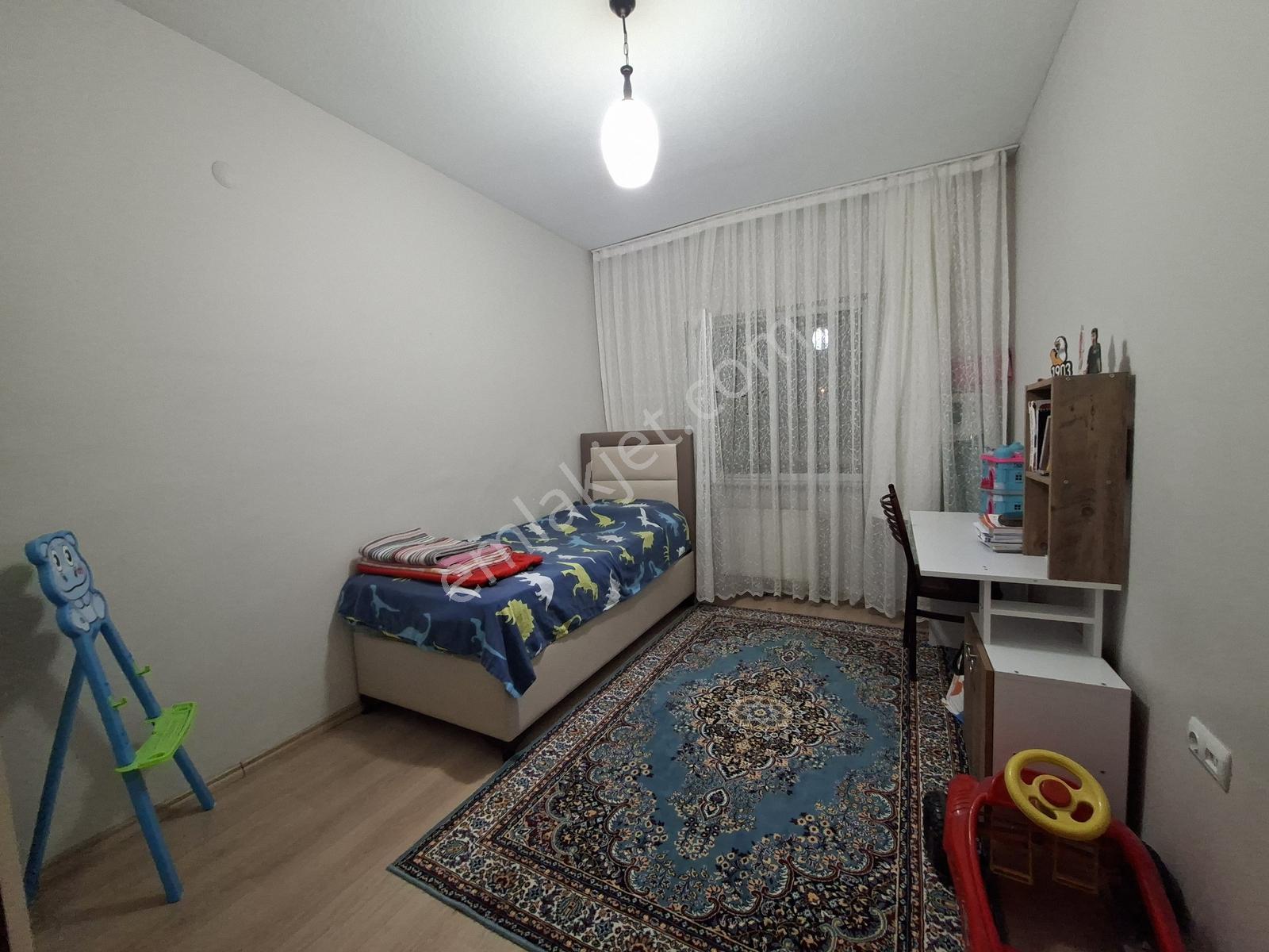 Remax Dem'den Taksim Toki De(büyüklerden) Fırsat 3+1 Daire — fotoğraf 15