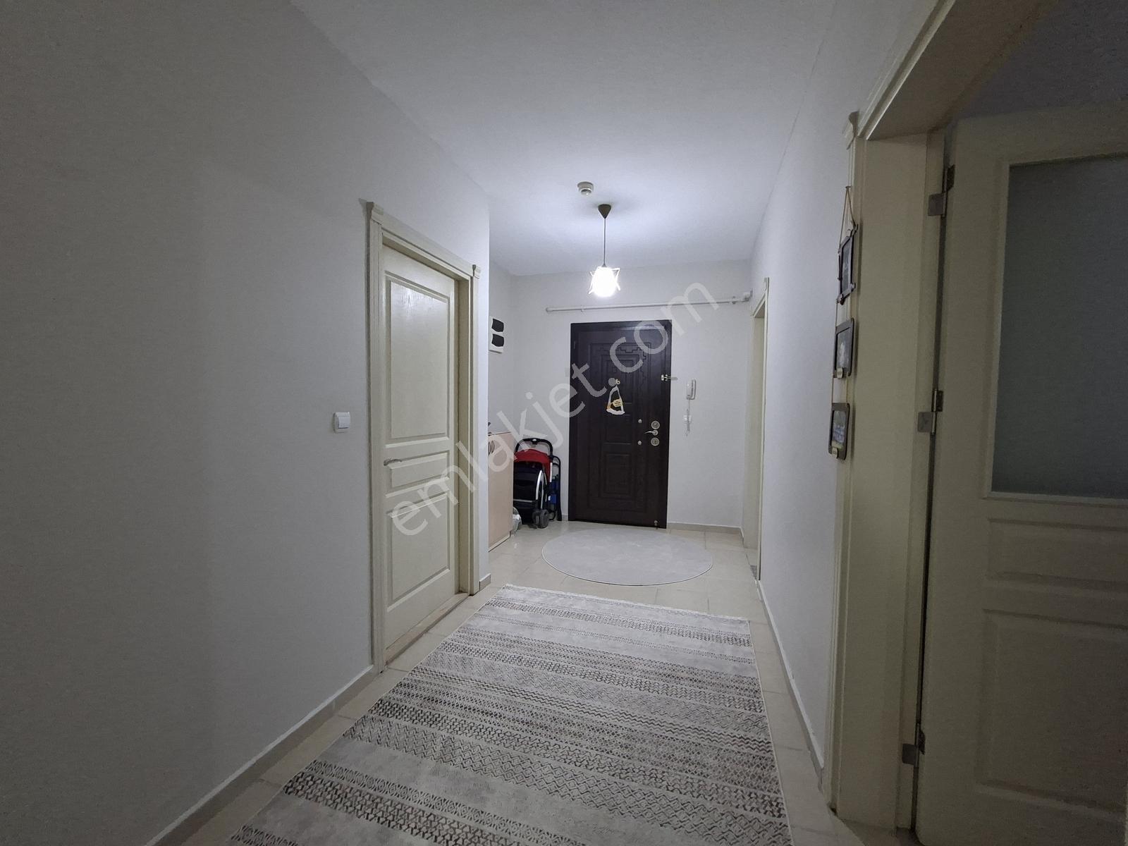 Remax Dem'den Taksim Toki De(büyüklerden) Fırsat 3+1 Daire — fotoğraf 16