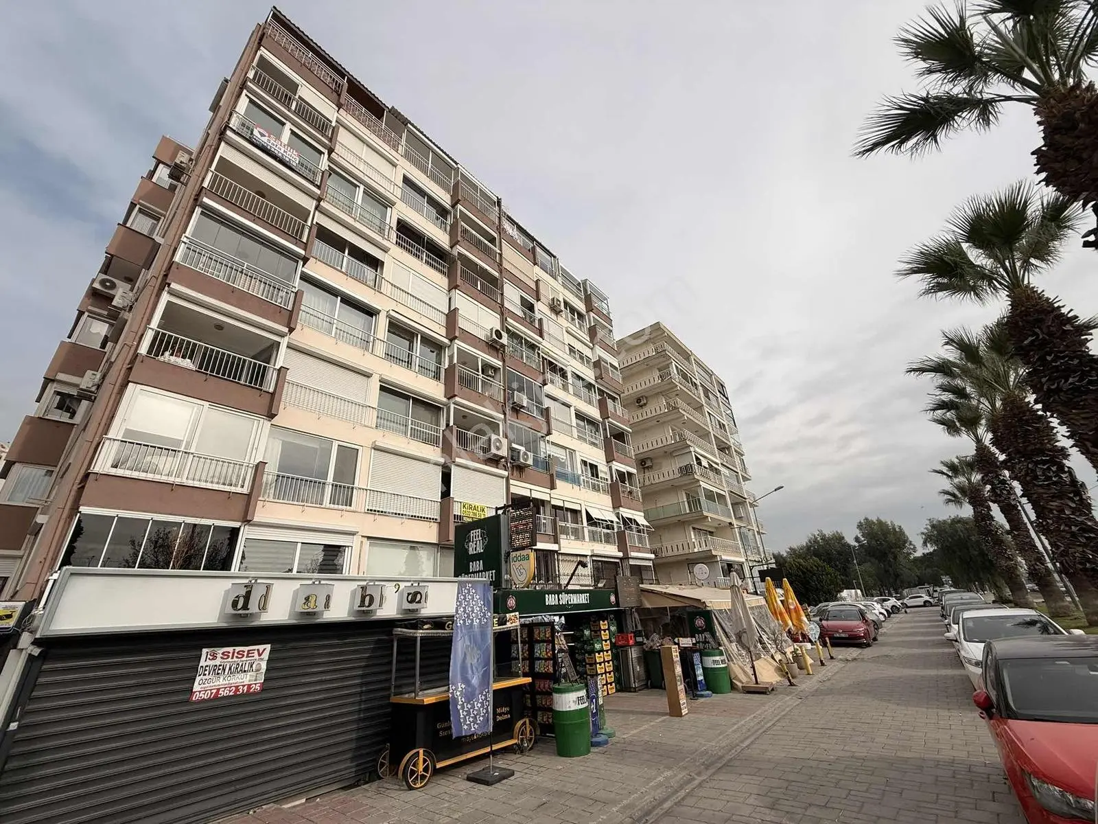 Karşıyaka Bostanlı Da Deniz Manzaralı 3+1 Satılık Yalı Dairesi — fotoğraf 2