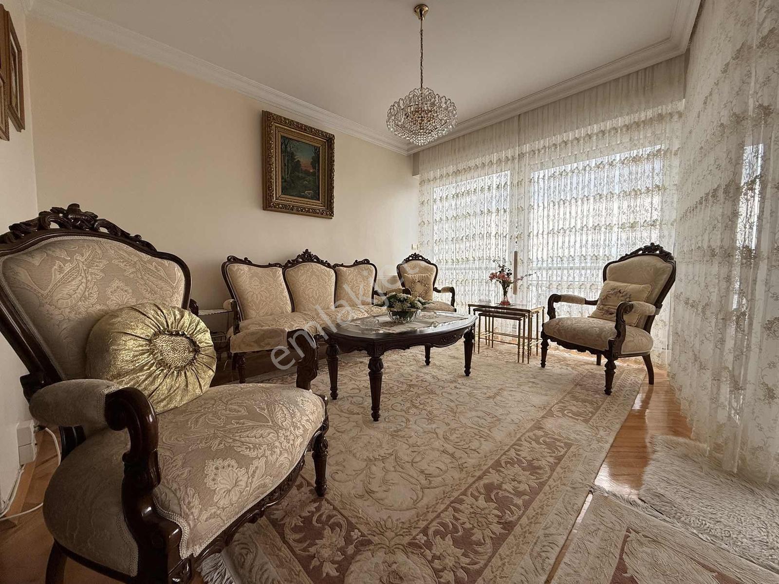 Karşıyaka Bostanlı Da Deniz Manzaralı 3+1 Satılık Yalı Dairesi — fotoğraf 12
