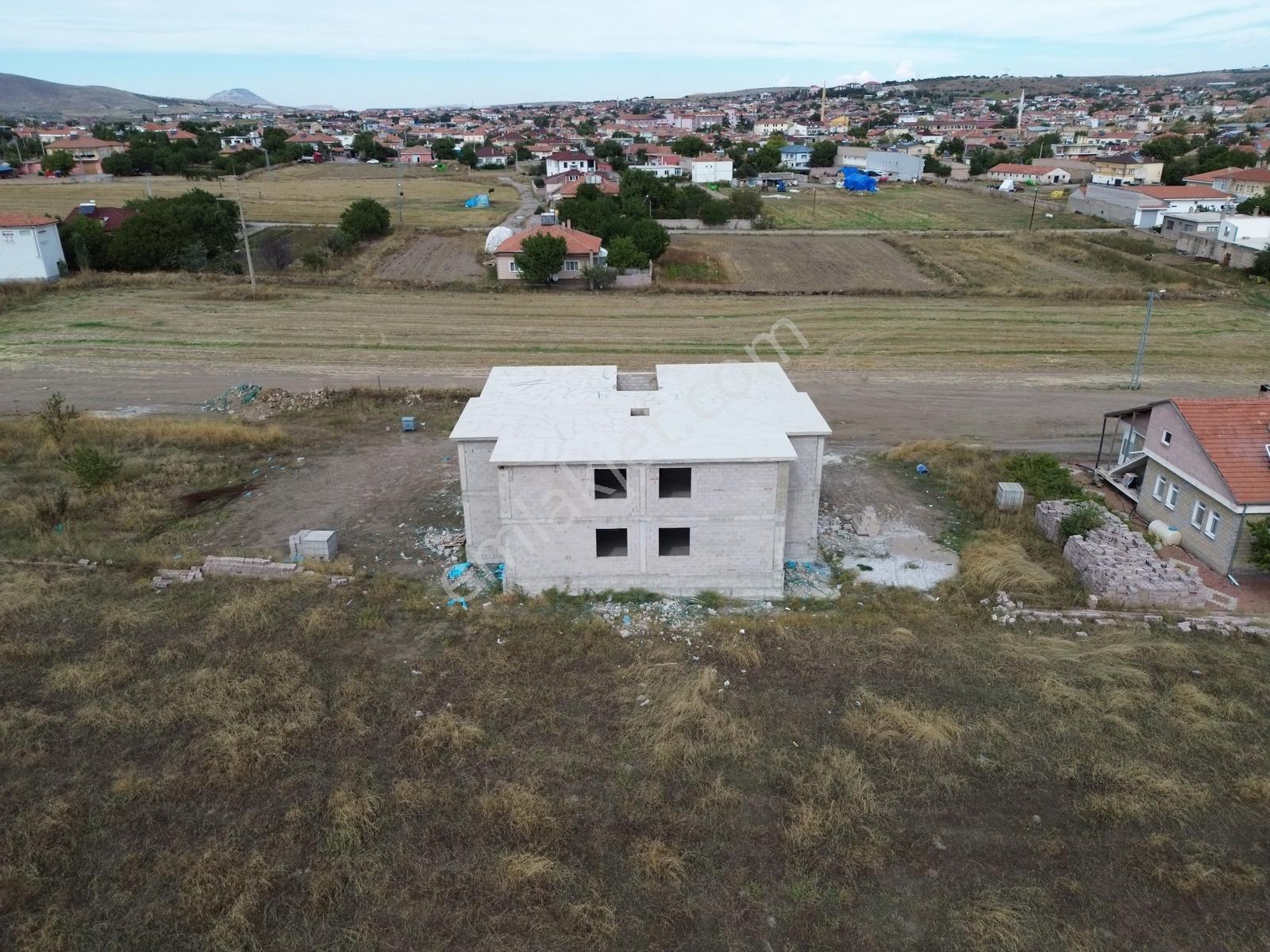 Kaymaklı Kasabasında Topraktan 3+1 | 140 M² | Bahçeli | Geniş — fotoğraf 5