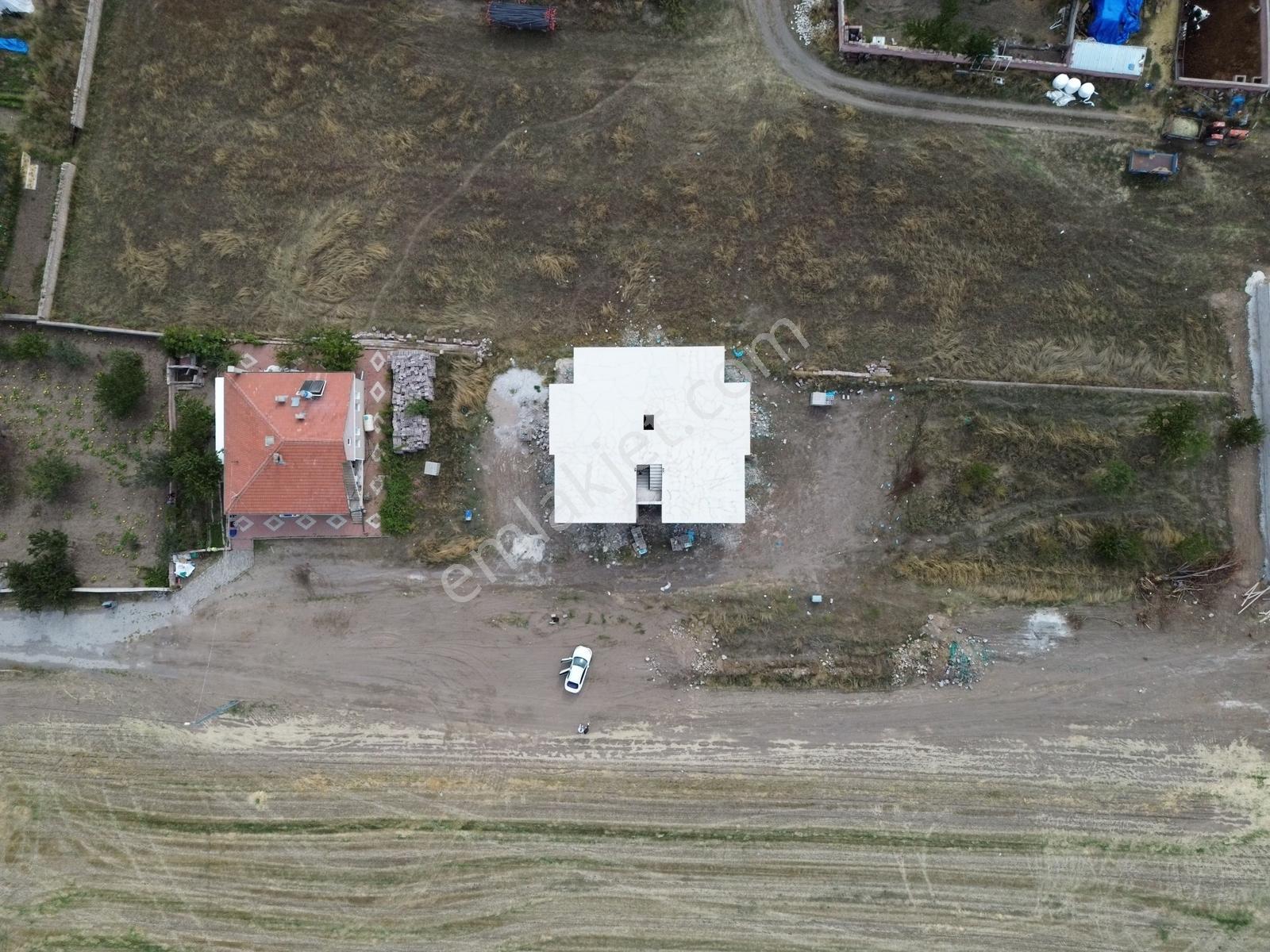 Kaymaklı Kasabasında Topraktan 3+1 | 140 M² | Bahçeli | Geniş — fotoğraf 7