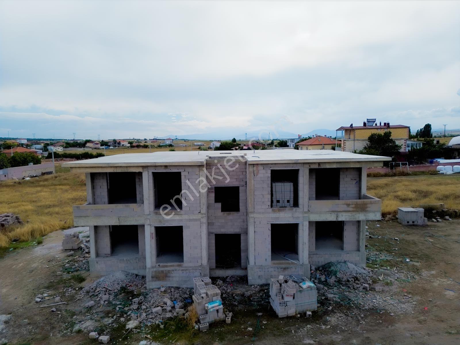 Kaymaklı Kasabasında Topraktan 3+1 | 140 M² | Bahçeli | Geniş — fotoğraf 8