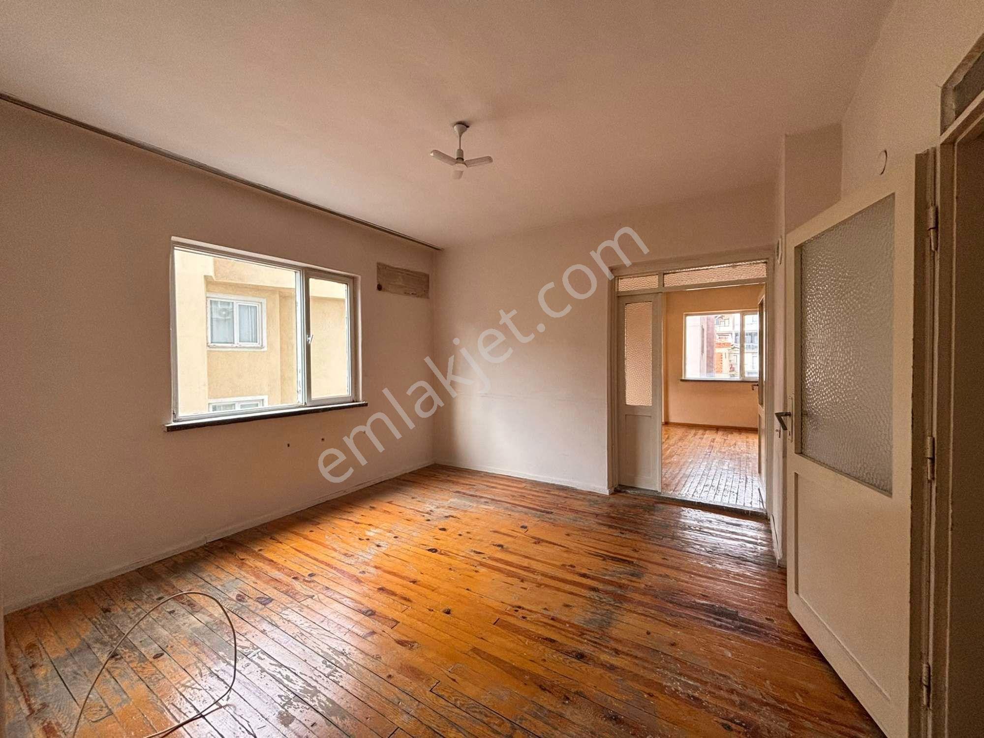 Remax Model Den İnönü Caddesinde 4+1 Ara Kat Asansörlü Satılık Daire — fotoğraf 2