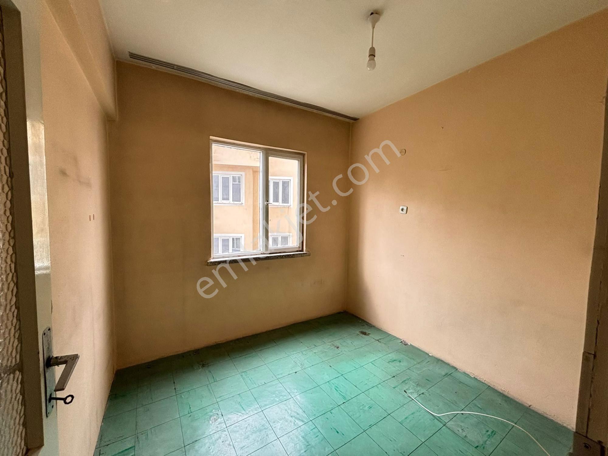 Remax Model Den İnönü Caddesinde 4+1 Ara Kat Asansörlü Satılık Daire — fotoğraf 5