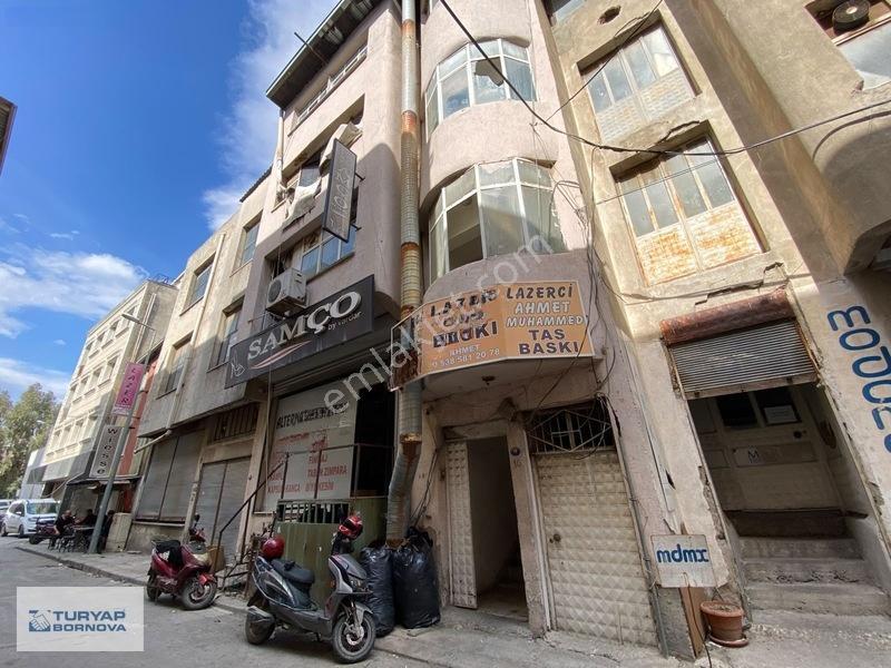 Turyap Bornova'dan Ayakkabıcılar Sitesi'nde Satılık Komple Bina — fotoğraf 5