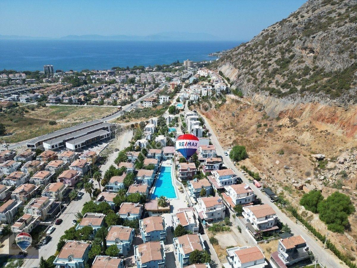 Kuşadası Yavansu Da, Yenilenmiş, Eşyalı, Havuz Cepheli,tripleks Villa — fotoğraf 3