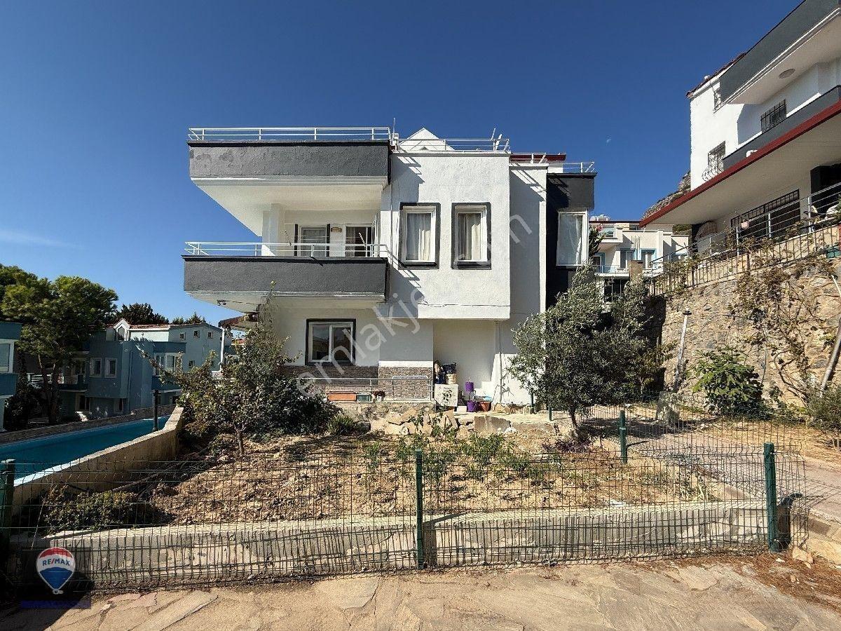 Kuşadası Yavansu Da, Yenilenmiş, Eşyalı, Havuz Cepheli,tripleks Villa — fotoğraf 6