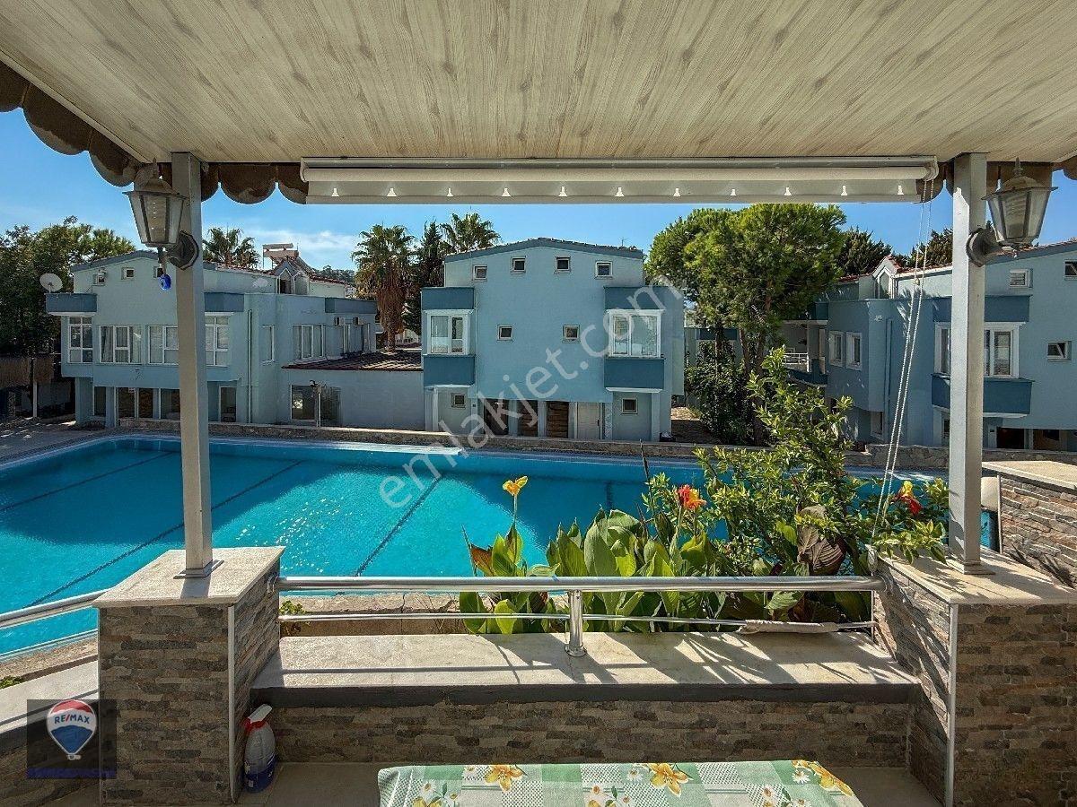 Kuşadası Yavansu Da, Yenilenmiş, Eşyalı, Havuz Cepheli,tripleks Villa — fotoğraf 7