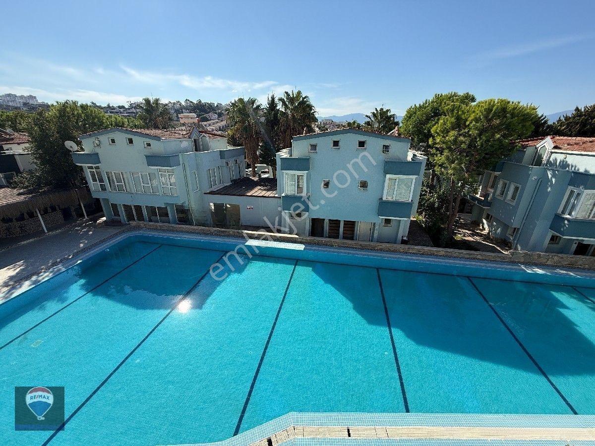 Kuşadası Yavansu Da, Yenilenmiş, Eşyalı, Havuz Cepheli,tripleks Villa — fotoğraf 13
