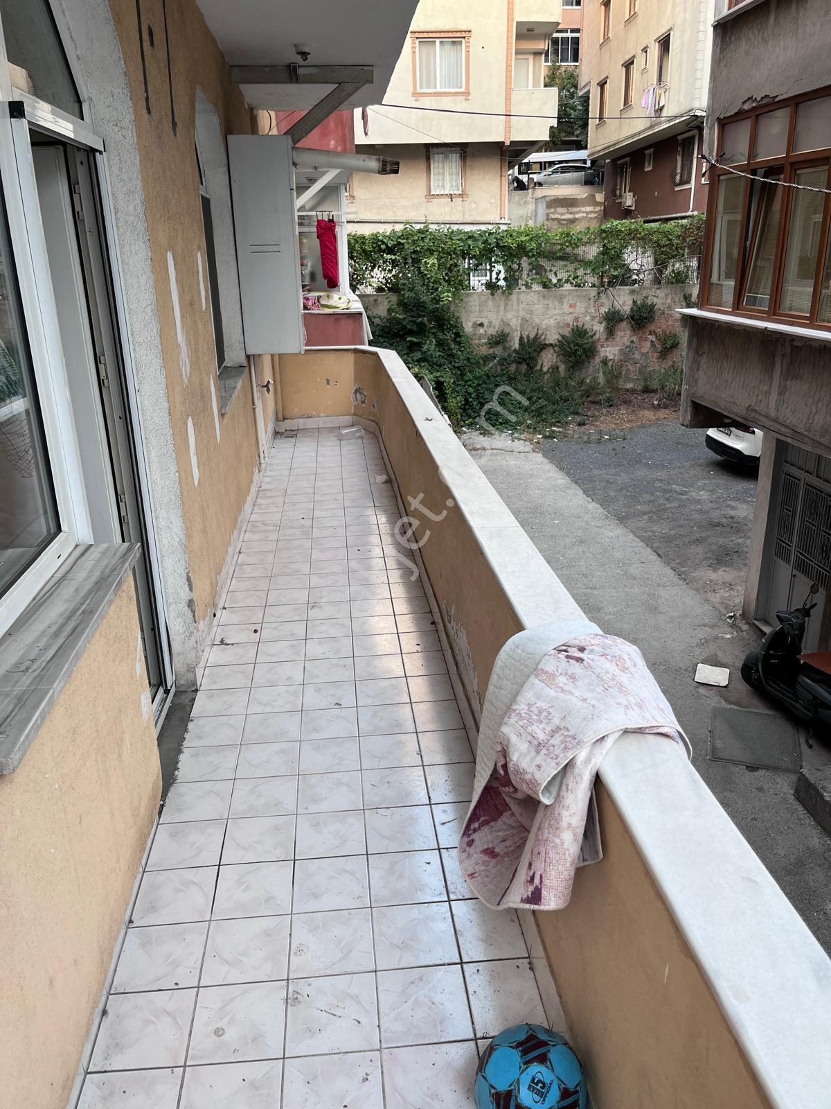 Bağlarbaşı Mahalllesinde 2+1 Balkonlu Büyük Tip Daire — fotoğraf 29