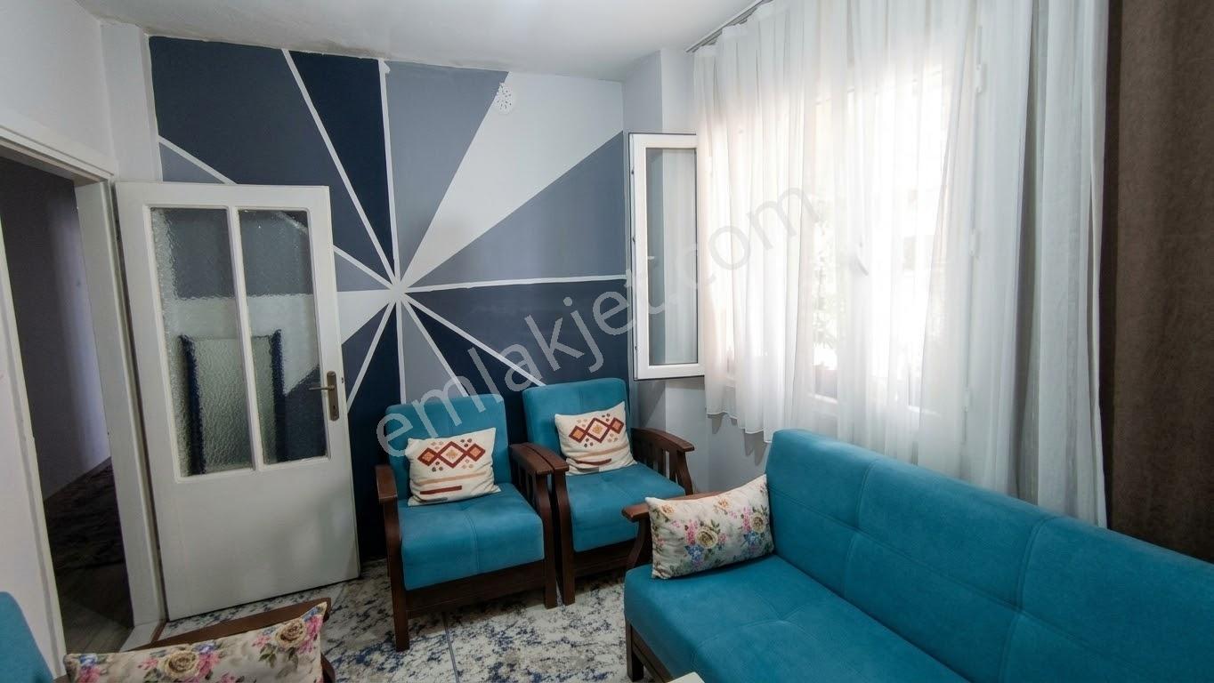 Cumhuriyet Mahallesi Gardalya Sokakta Satılık 2+1 Bakımlı Daire — fotoğraf 8