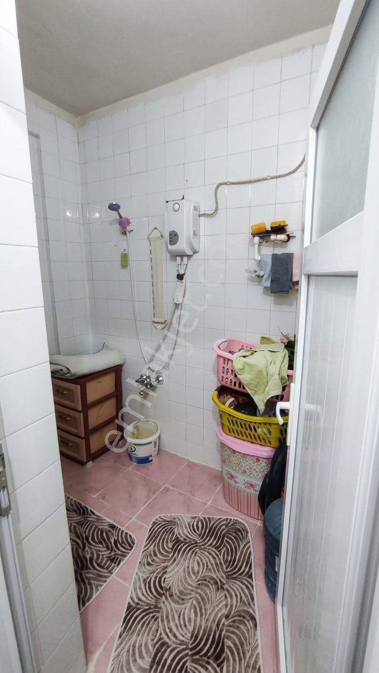 Cumhuriyet Mahallesi Gardalya Sokakta Satılık 2+1 Bakımlı Daire — fotoğraf 10