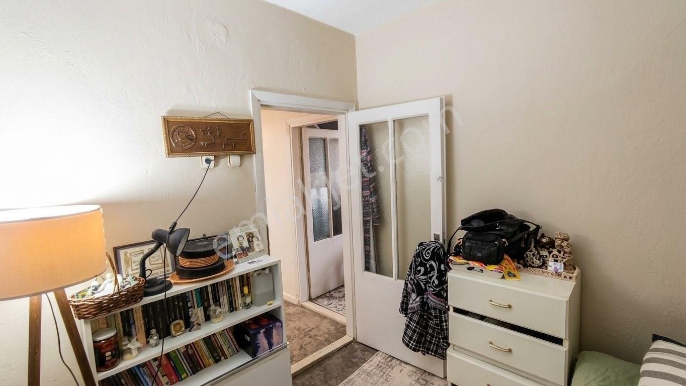 Cumhuriyet Mahallesi Gardalya Sokakta Satılık 2+1 Bakımlı Daire — fotoğraf 13