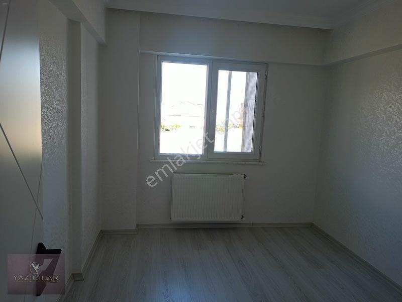Hastane Karşısı 3. Kat Cam Balkonlu 3+1 Satılık Daire — fotoğraf 18