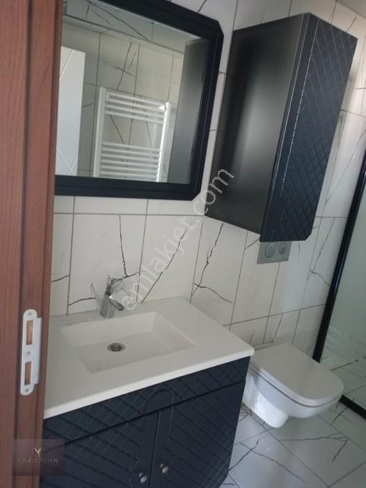 Hastane Karşısı 3. Kat Cam Balkonlu 3+1 Satılık Daire — fotoğraf 25