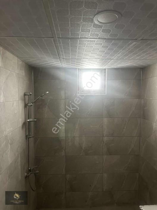 Örnek Evler Okulu Yanı 1+1 Satılık Daire — fotoğraf 6