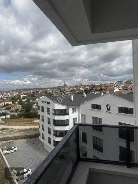 Örnek Evler Okulu Yanı 1+1 Satılık Daire — fotoğraf 9