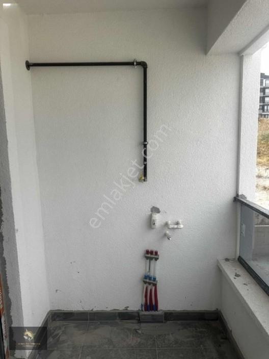Örnek Evler Okulu Yanı 1+1 Satılık Daire — fotoğraf 12
