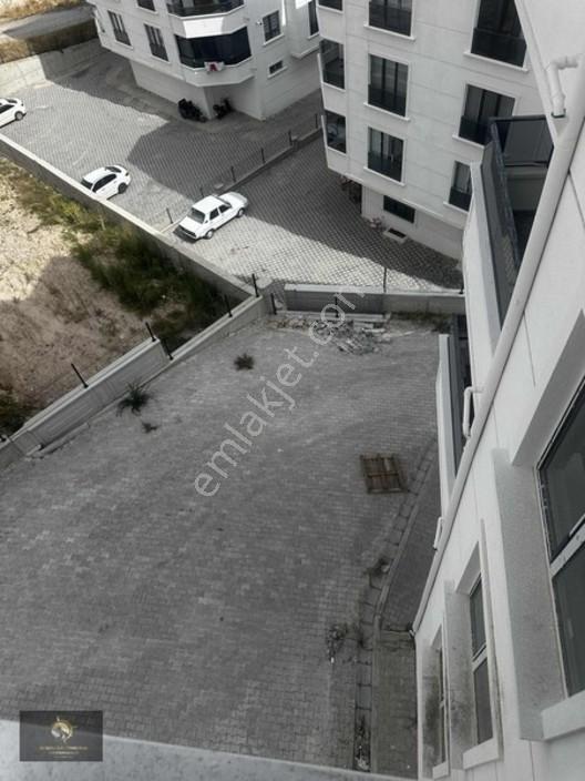 Örnek Evler Okulu Yanı 1+1 Satılık Daire — fotoğraf 19