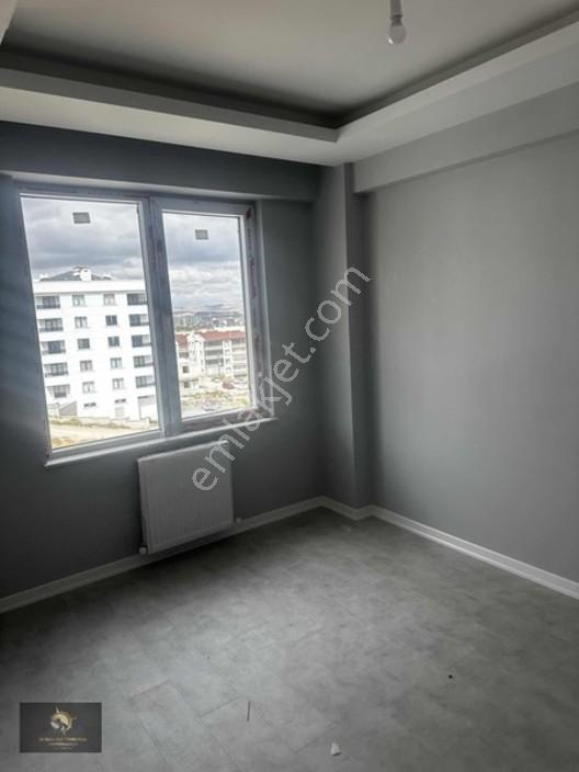 Örnek Evler Okulu Yanı 1+1 Satılık Daire — fotoğraf 21