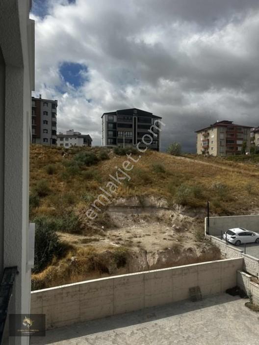 Örnek Evler Okulu Yanı 1+1 Satılık Daire — fotoğraf 23