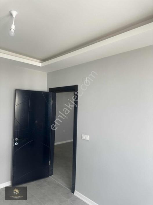 Örnek Evler Okulu Yanı 1+1 Satılık Daire — fotoğraf 29