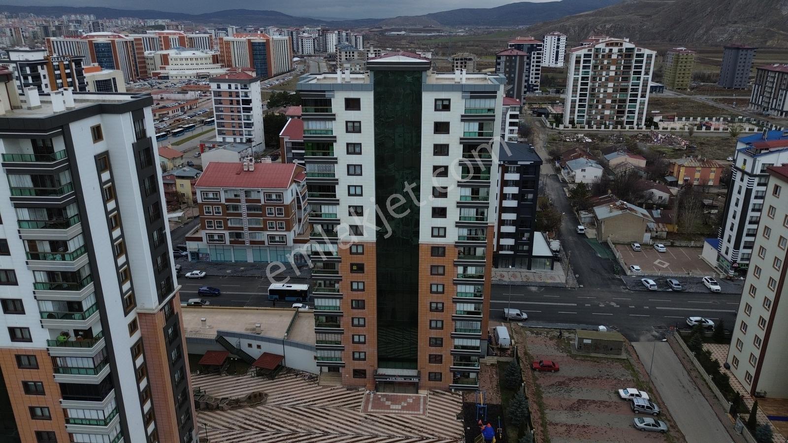 Gül İhlas Sivas Modern Sitesi 4+1 Satılık Daire -C Blok Daire 17