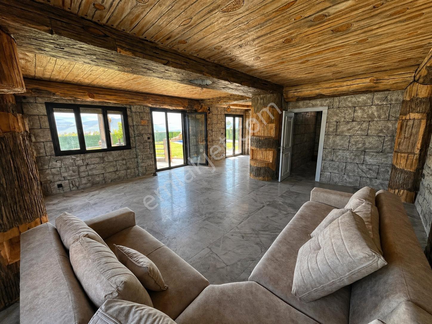 Saygınnergiz Team - Ulucak 545 M² Arsa İçinde Müstakil 4+1 — fotoğraf 4