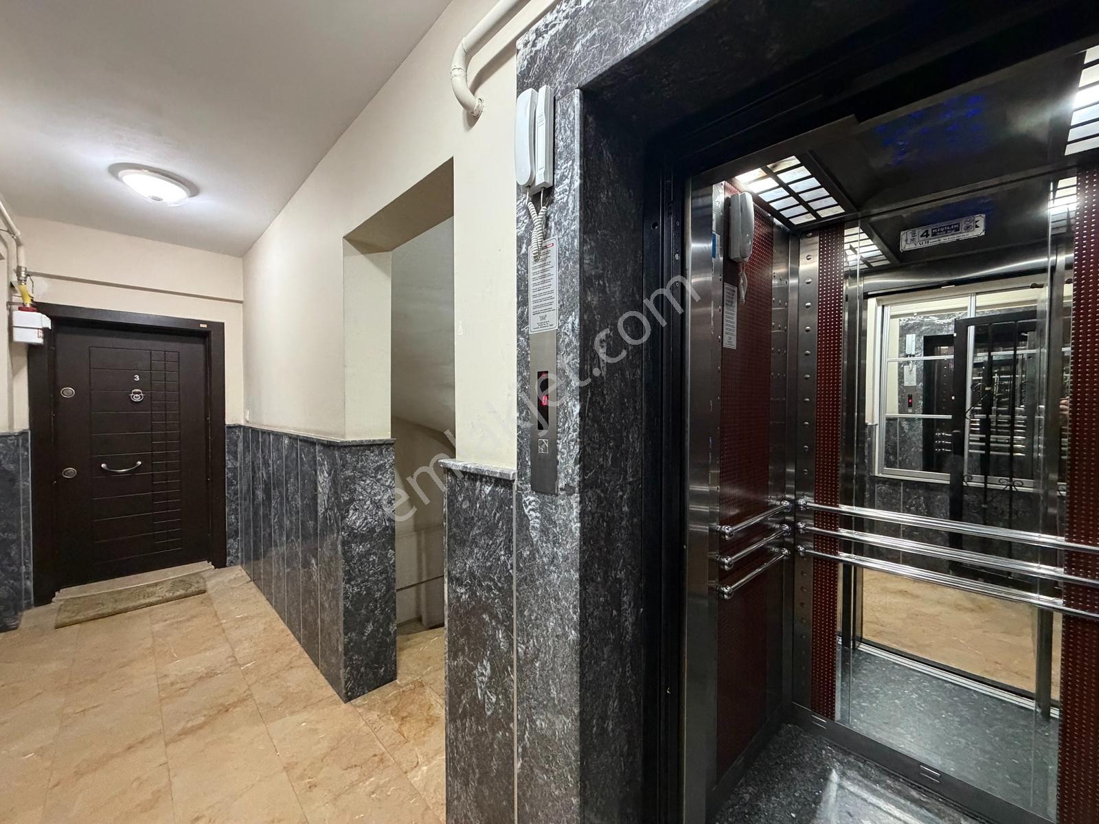Karşıyaka Yalı Mahallesi Satılık 2+1 Daire Boş Kiracısız — fotoğraf 3