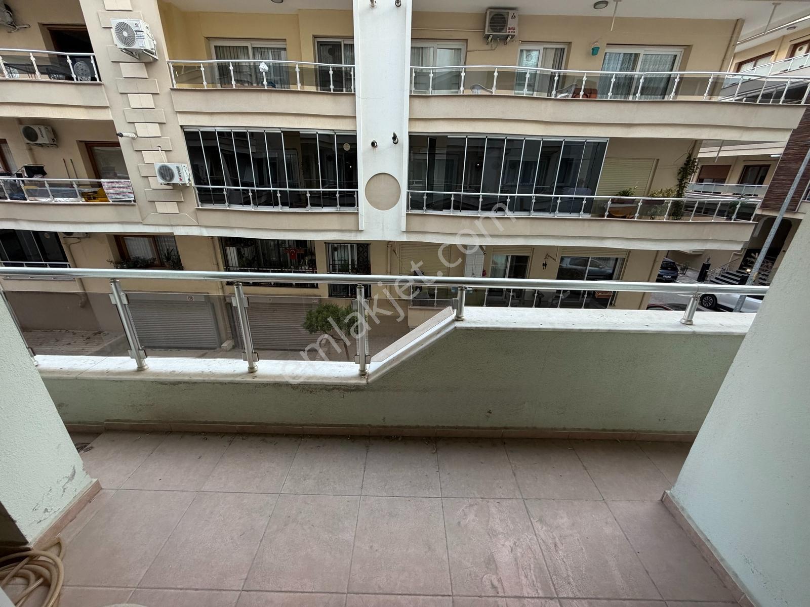 Karşıyaka Yalı Mahallesi Satılık 2+1 Daire Boş Kiracısız — fotoğraf 17