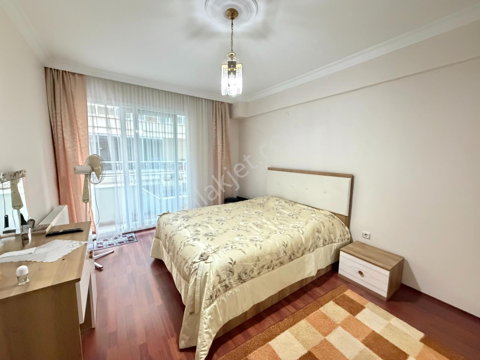 Karşıyaka Yalı Mahallesi Satılık 2+1 Daire Boş Kiracısız — fotoğraf 21