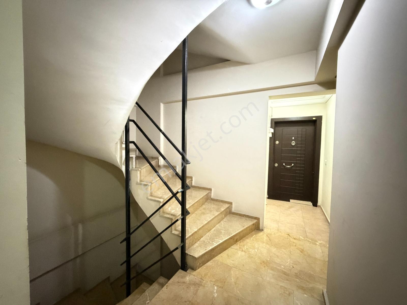 Karşıyaka Yalı Mahallesi Satılık 2+1 Daire Boş Kiracısız — fotoğraf 28