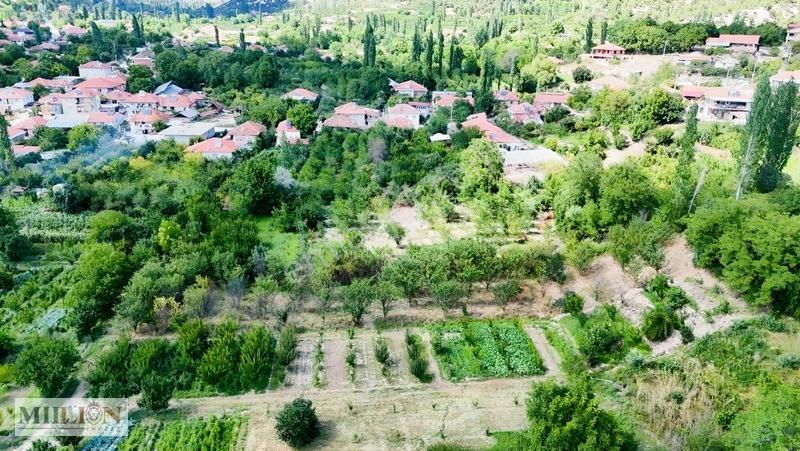 Korkuteli Süleklerde 1.727 M² Bahçesi Çok Özel Yatırım Fırsatı! — fotoğraf 4