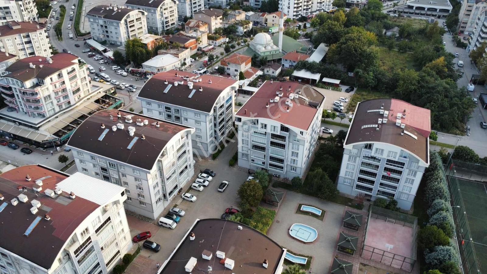 Emre Çevik'den Yıldırım Millet Mh Derya Caddesi Dublex Daire 6+1 — fotoğraf 2